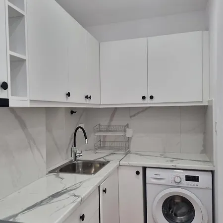 Apartment 34